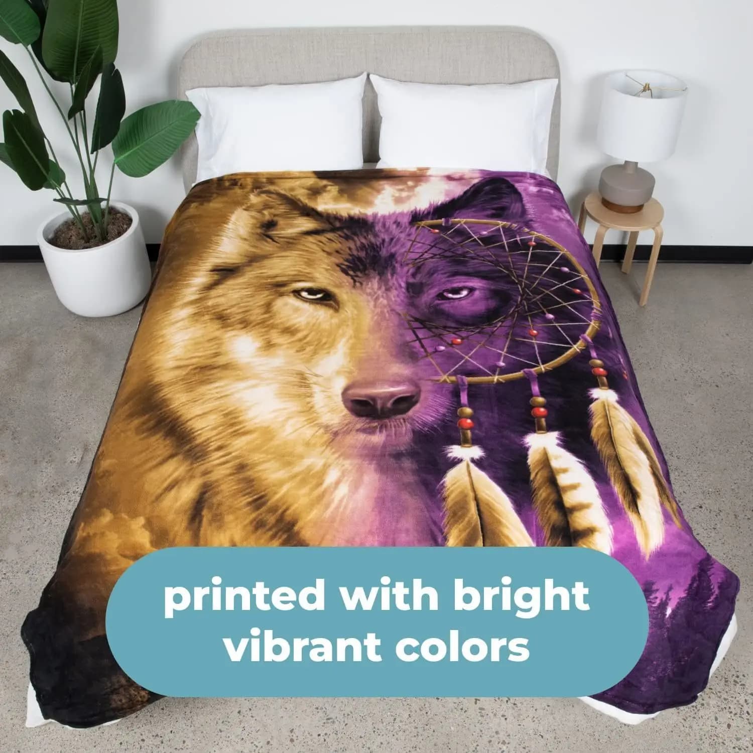 Dawhud Direct Wolf Dreamcatcher Fleece Blanket Throw for Kids and Adults Machine Washable, Warm Wolf-Themed Decor