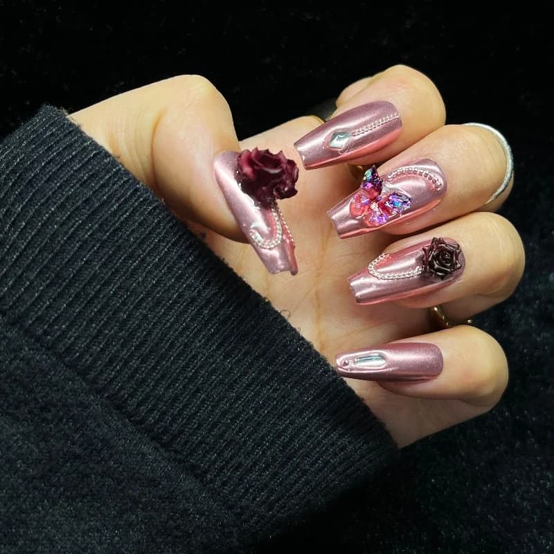 10PCS Rose Gold Press on Nails 3D Burgundy Rose Sparkling Butterfly Decor Medium Coffin Fake Nails Metallic Chain Nail Tips Art