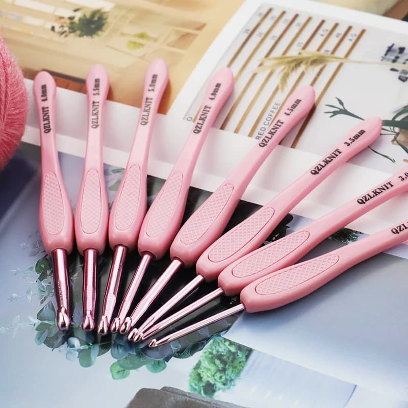 8 pcs/set knitting tool in pink ABS, aluminum needle with pink handle, knitting needle with single tip crochet, size 2.5 mm-6,0 mm