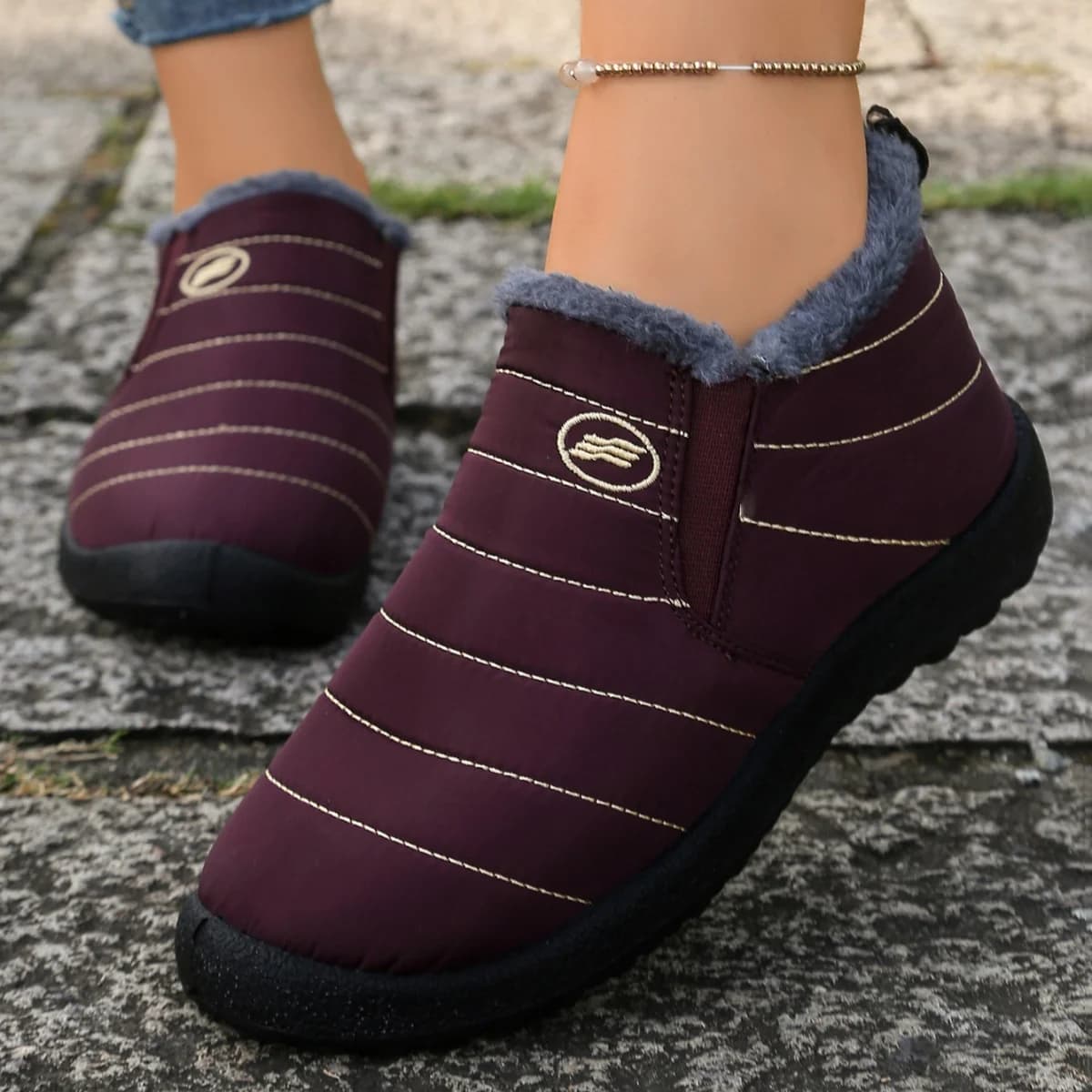 Stivali da neve impermeabili da uomo foderati in pelliccia, stivaletti caldi antiscivolo slip-on, scarpe da esterno comode e leggere, dropshipping