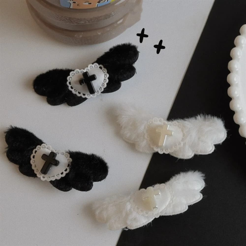Fermaglio per capelli INS estetico Y2K gotico Lolita con croce e ali, dolce e cool, accessorio per capelli, fermagli a becco d'anatra per ragazze, stile Harajuku