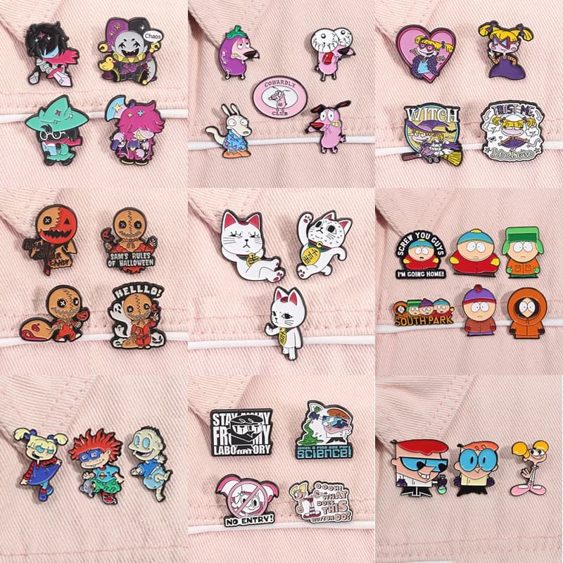 2-6 pz/set Anime Personaggi Dei Cartoni Animati Smalto Spille Gioco di RPG Turbo Granny Cat Spying Commedia Film Spille Risvolto Distintivo Gioielli Regali