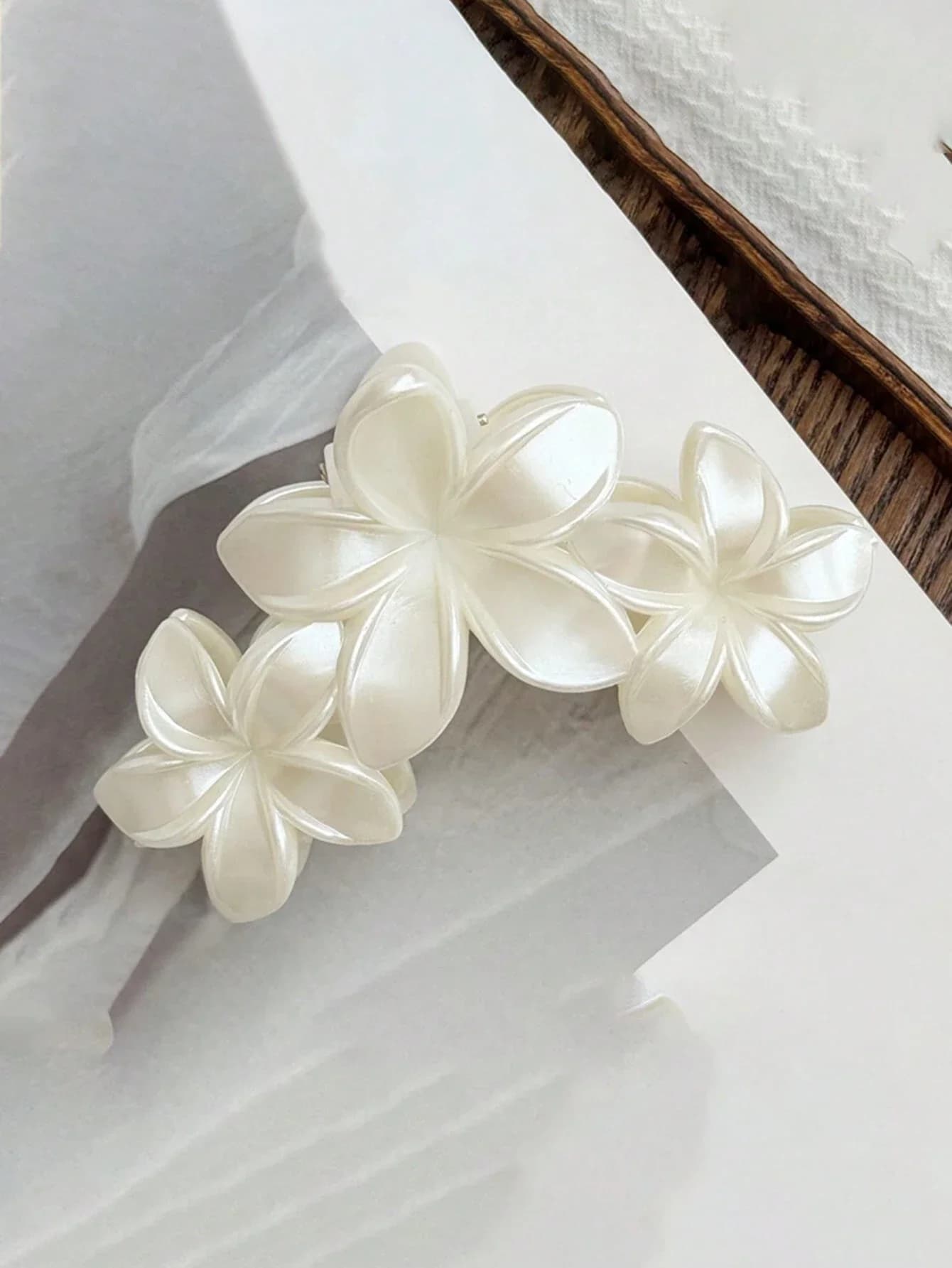 Fermaglio per capelli floreale con perle finte bianche, accessorio per capelli da donna a doppia faccia
