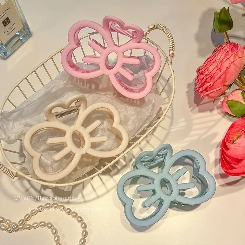 New cute bow for hair with clip for claw elegant hair claw Kawaii updo soft headdress hair accessories for girls and women