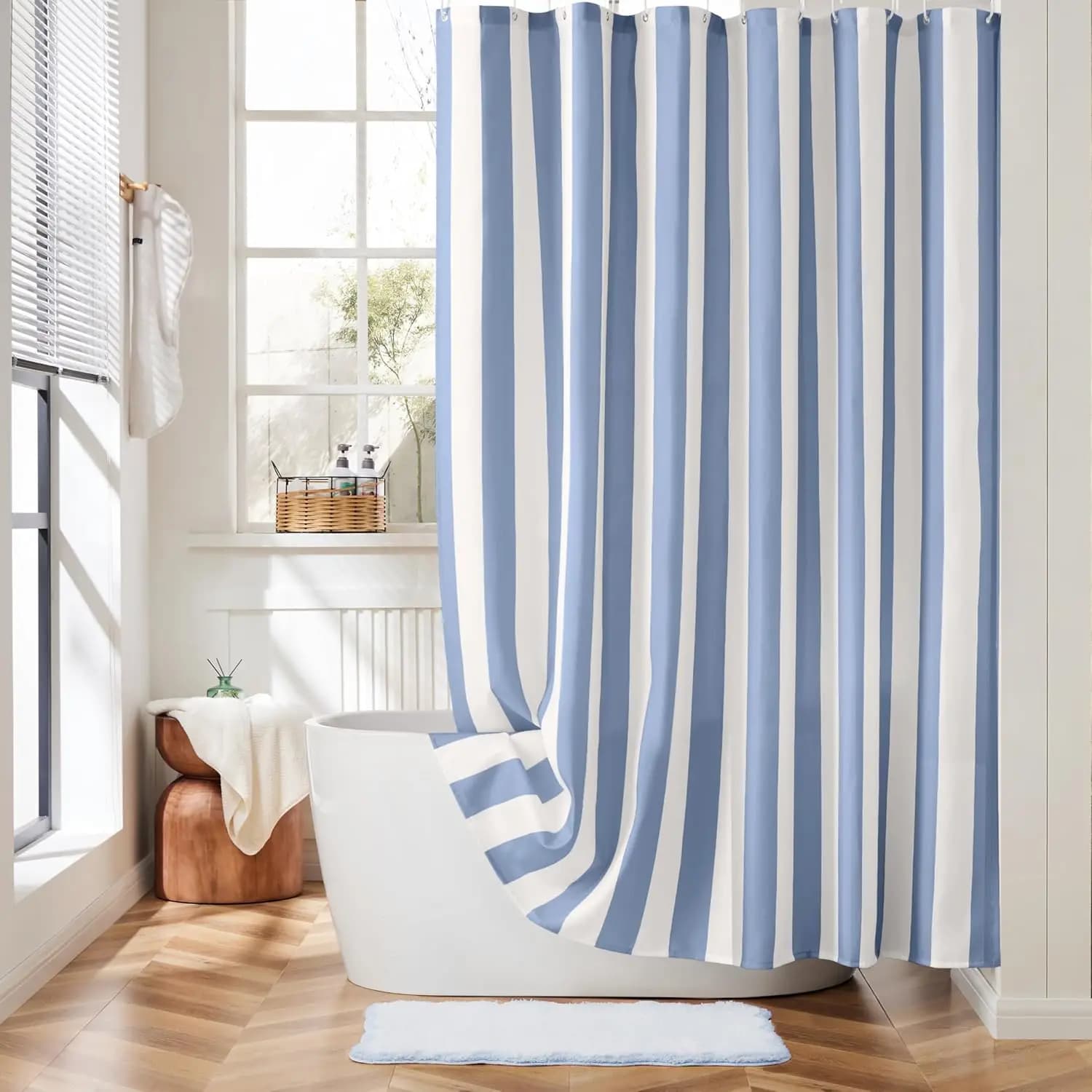 Tenda da Doccia Moderna a Righe Blu e Bianche, Tenda Minimalista Impermeabile e Antimuffa per Bagni di Case e Hotel Luminosi