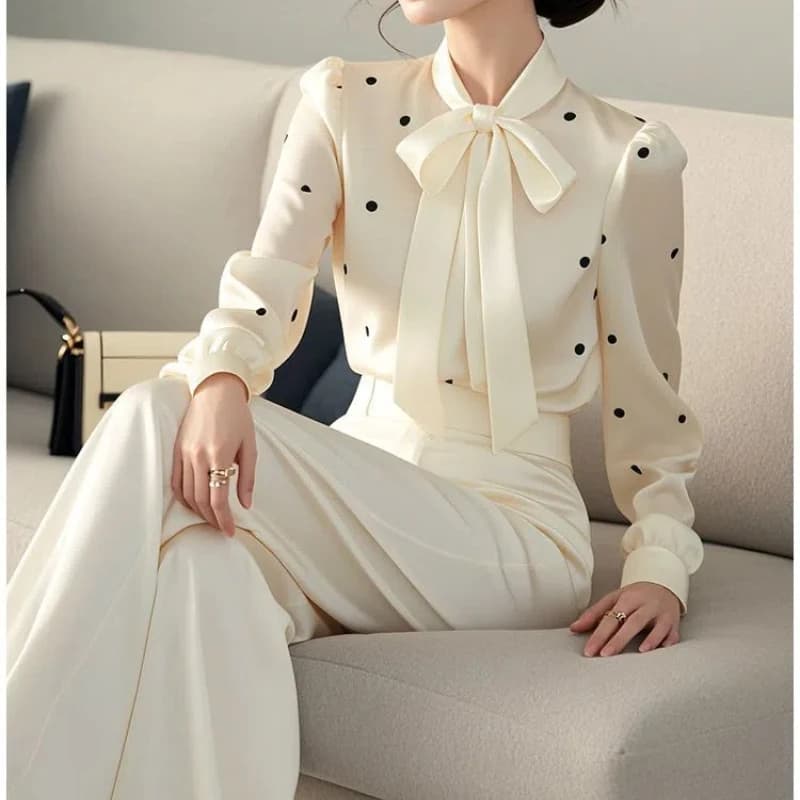 Elegant shirt with polka dots with bow Top Autumn Long sleeves Trained Shirt with all-flying temperament Korean women's dresses