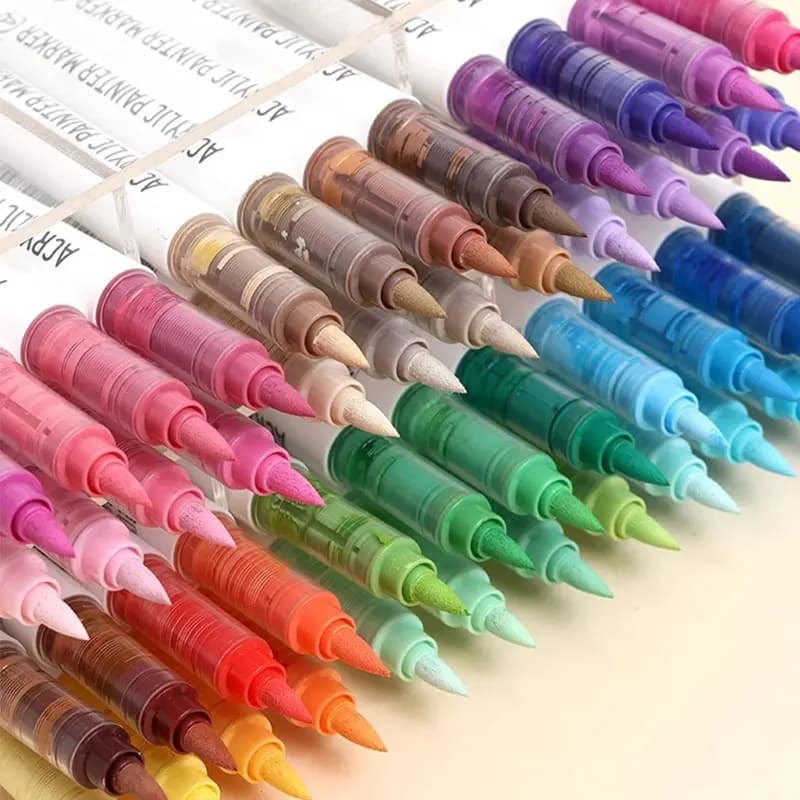 Set di 9 Pennarelli Acrilici a Punta Morbida per Disegno e Pittura, Materiali Artistici per Fai-da-Te e Disegno a Mano