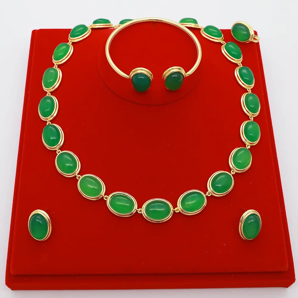 ultime set di gioielleria raffinata da donna italiana, perle colorate, collana, orecchini, bracciale, anello, set di gioielli, regalo per la festa nuziale