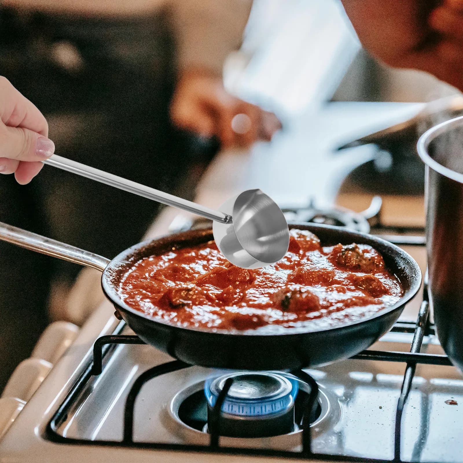 Mini Padella in Acciaio Inox con Manico Lungo per Olio Caldo, Burro, Cioccolato, Latte, Piccole Porzioni, Accessorio Essenziale per la Cucina