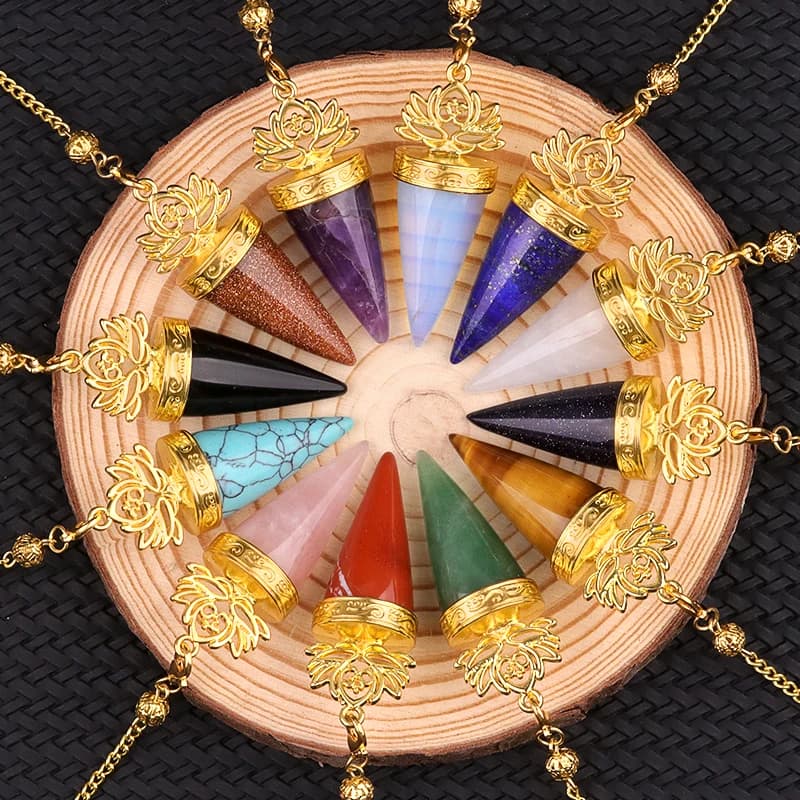 Ciondolo a pendolo a forma di cono di loto dorato in pietra naturale da 20x49 mm per la creazione di gioielli Accessori per regali per feste di anniversario fai-da-te