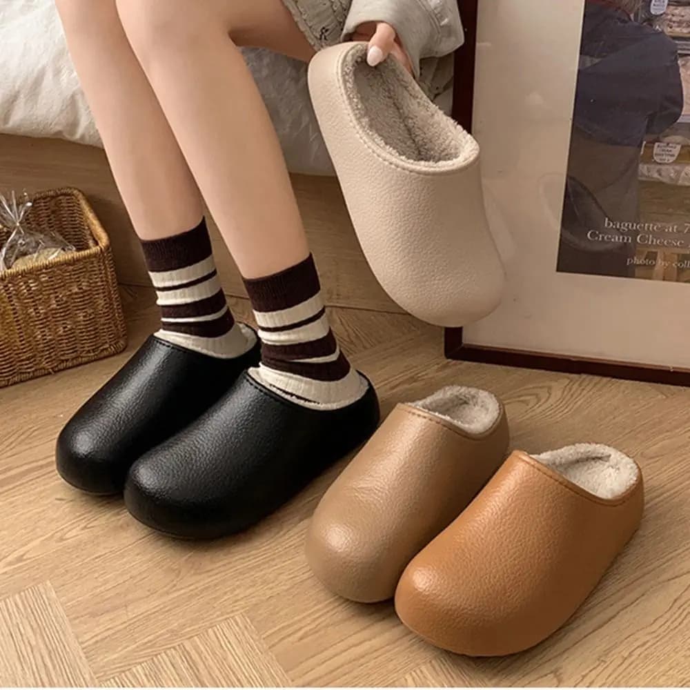 36-41 Pantofole da donna antiscivolo Tinta unita Scarpe da casa invernali Modello in pelle Foderato in pile Pantofole da casa da donna Soggiorno
