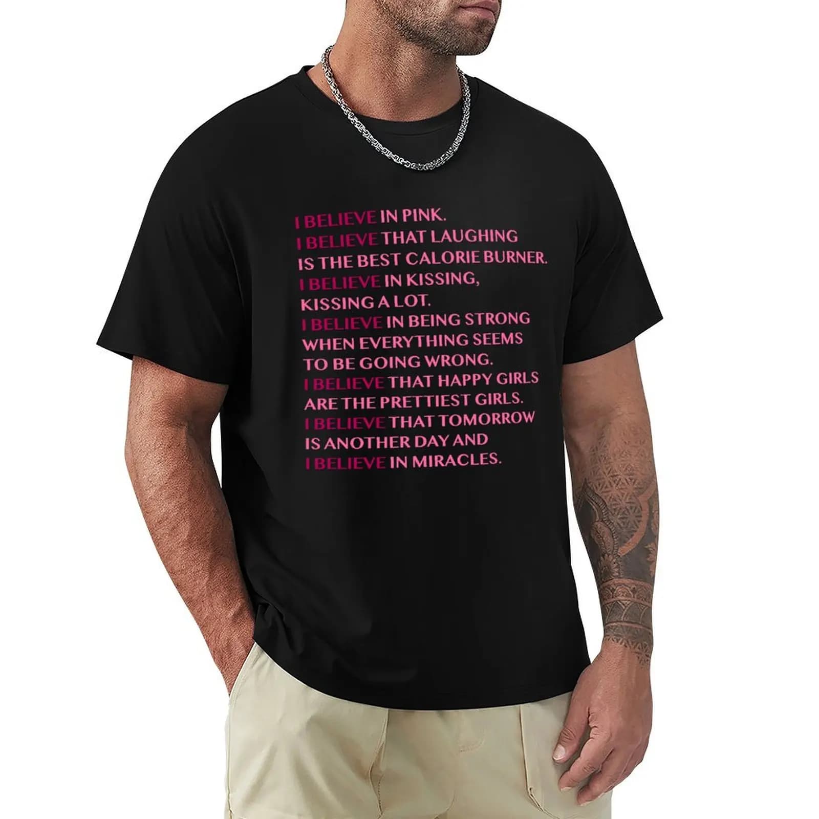 T-shirt Audrey Hepburn I Believe In Pink Quote T-shirt in tinta unita di taglia grande