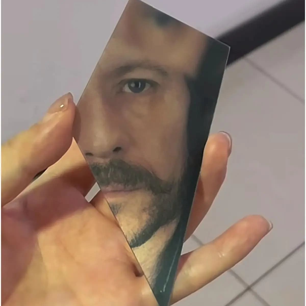 Anime Magic Boy Creative Face Change Raster Card Film Periferico Puntelli per feste Piccolo regalo all'ingrosso