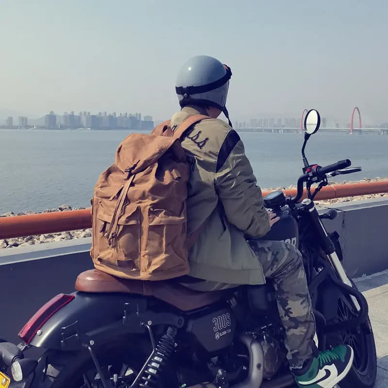 Retro Waxed Canvas Motorcycle Backpack Waterproof Large Capacity Helmet Motorcycle Riding Travel Bag