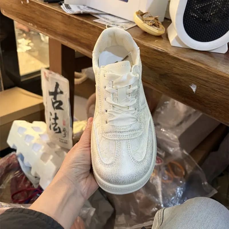 German Trainer Sneakers Women Retro White Shoes Lace Ribbon Breathable Mesh Casual Trainers 2026 Spring