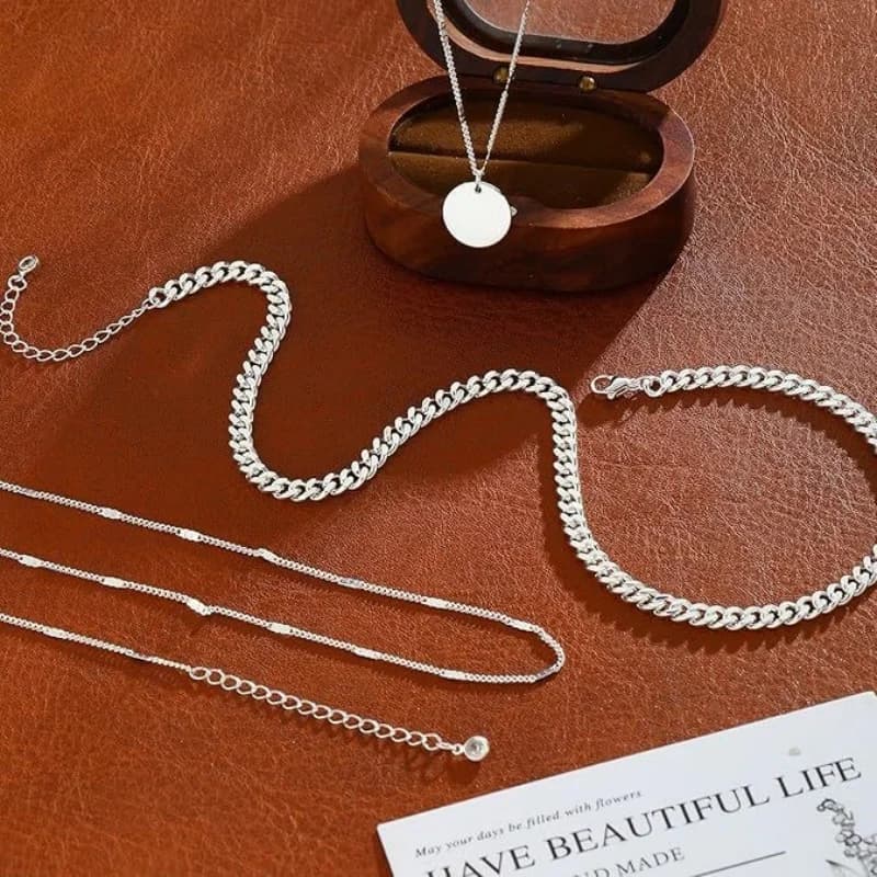 Collana a catena in argento con ciondolo a forma di cerchio a strati Collana impilabile impilabile con collane girocollo in oro Set di gioielli in oro Regali