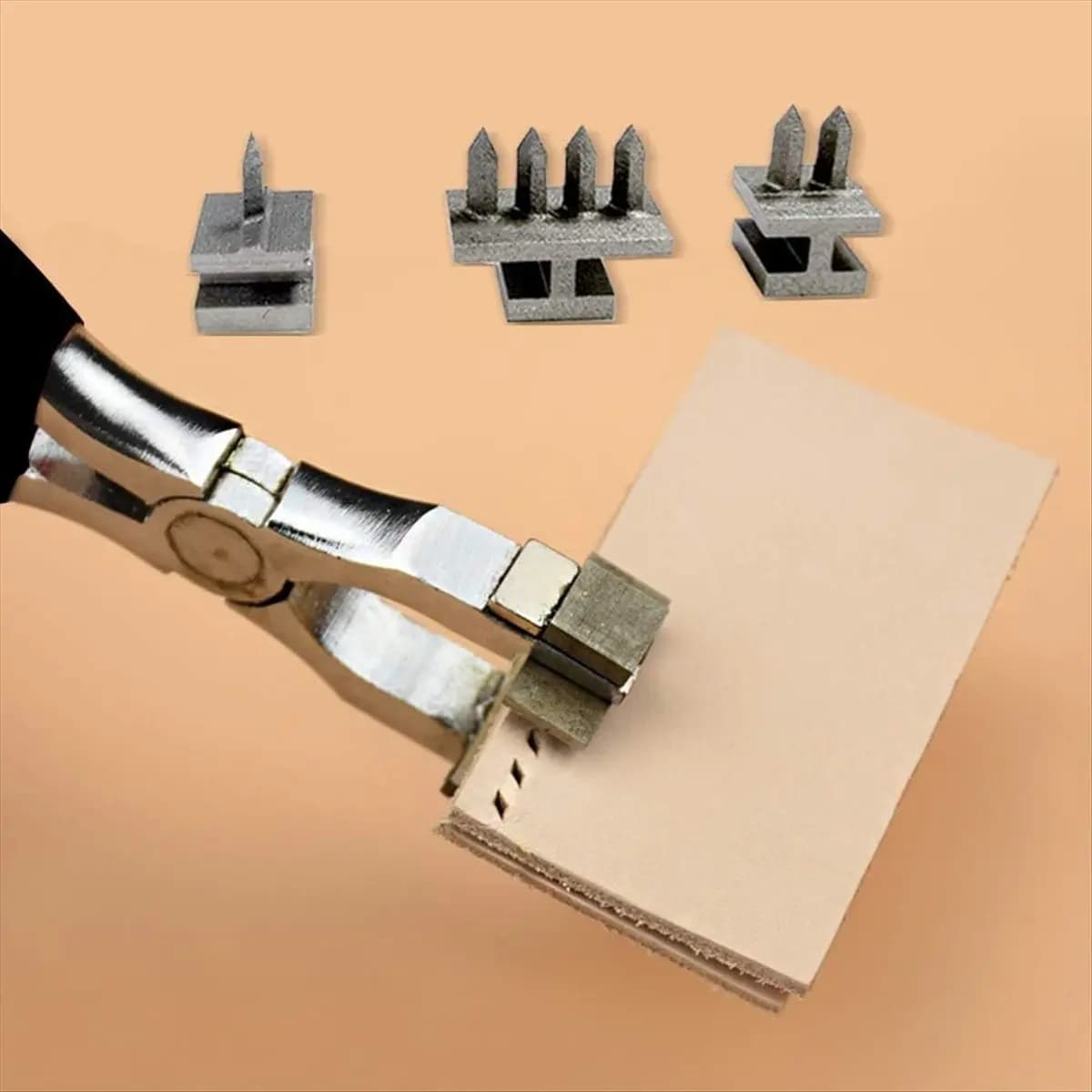 AA14 Stitching Hole Punch, Silent Rhombus Leather Hand Pliers , Wooden Needle Case, Waxed Thread for Belts, Straps, Shoes