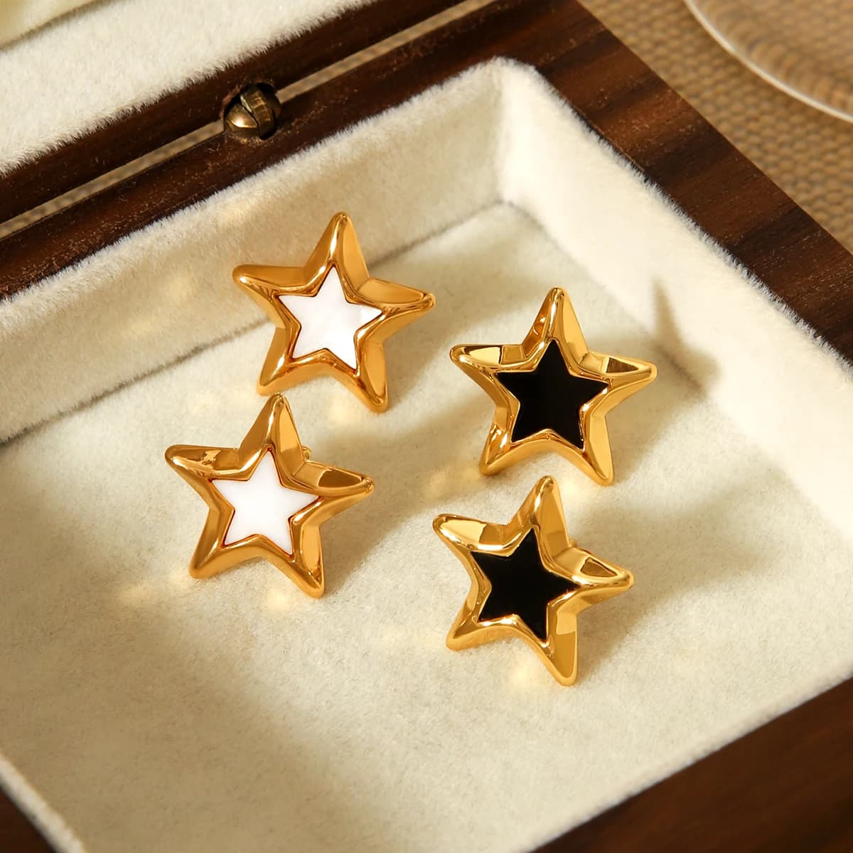 Huang Chao New Stainless Steel Pentagram Earrings Women's Fashion Jewelry Accessories for Daily Wear