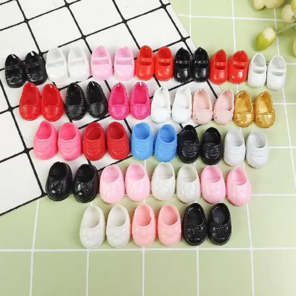 1 pairs Fashion Shoes Boots Cute PVC General-Purpose Body Shoes 10 Styles Dolls Stand Other Accessories for 17cm Dolls