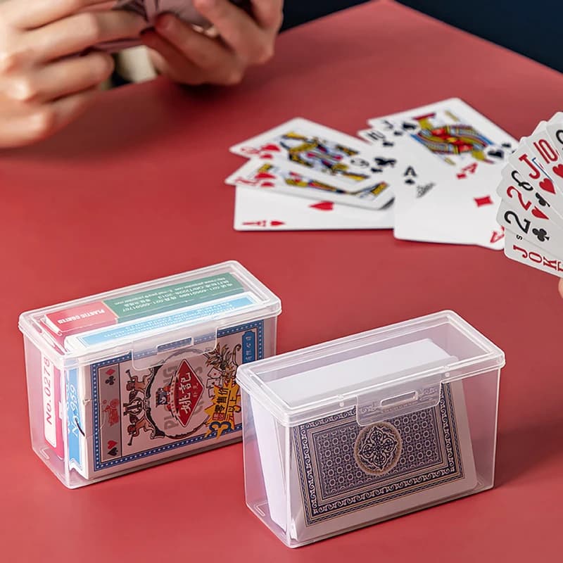 Nuove scatole di plastica trasparenti Contenitore per carte da gioco Custodia in PP Imballaggio Scatola di carte da gioco per poker per giochi da tavolo
