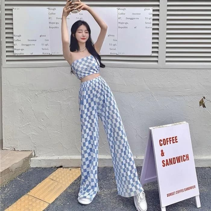 Summer 2024 Sexy ort Crop Top Set Women's Hot Girl Trendy Casual Sportswear Ensemble Trousers from China