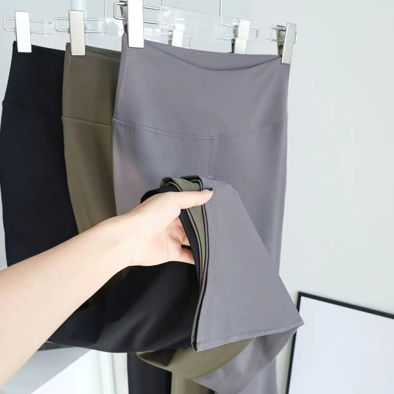 Pantaloni a Zampa d'Elefante Elasticizzati a Vita Alta Effetto Modellante e Sollevamento Fianchi per Fitness, Corsa e Yoga da Donna