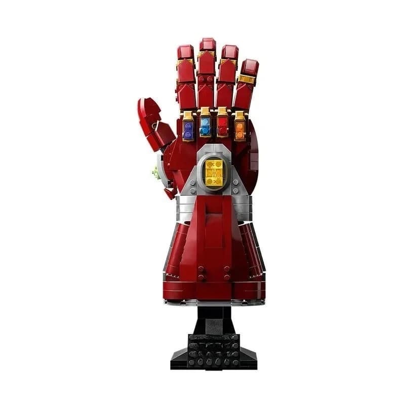 675 pezzi di eroi giocattolo caldo Super Avengers Nano Guanti Building Blocks Modello di puzzle Vacanze Compleanno Regalo di Natale