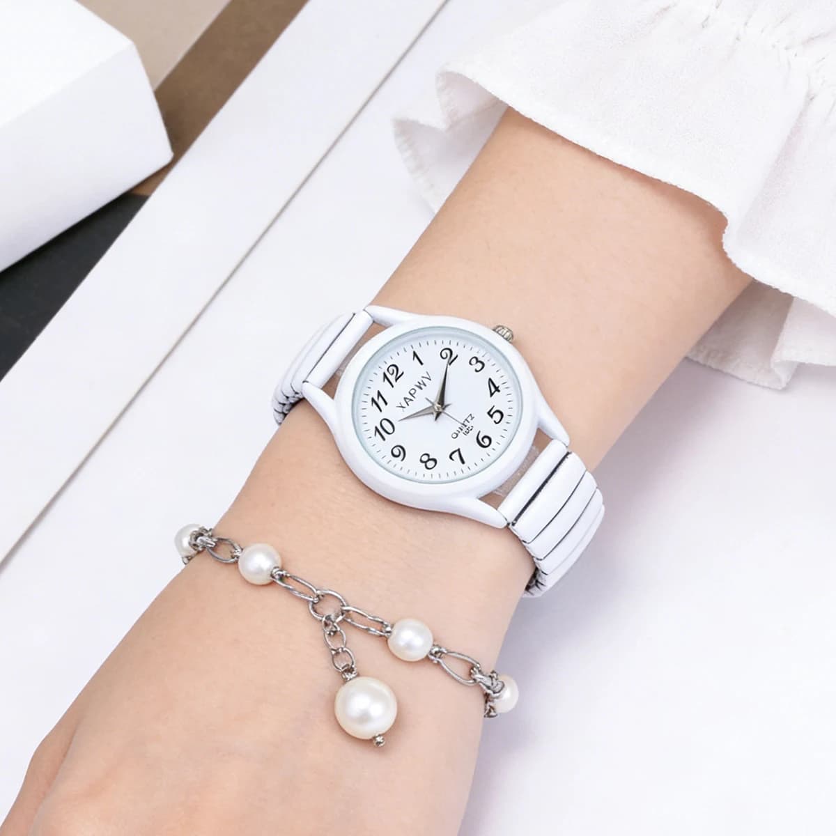 Orologio al Quarzo per Coppie con Quadrante Digitale Semplice, Cinturino Elastico alla Moda, Orologio da Polso Versatile e Trendy per Uomini e Donne