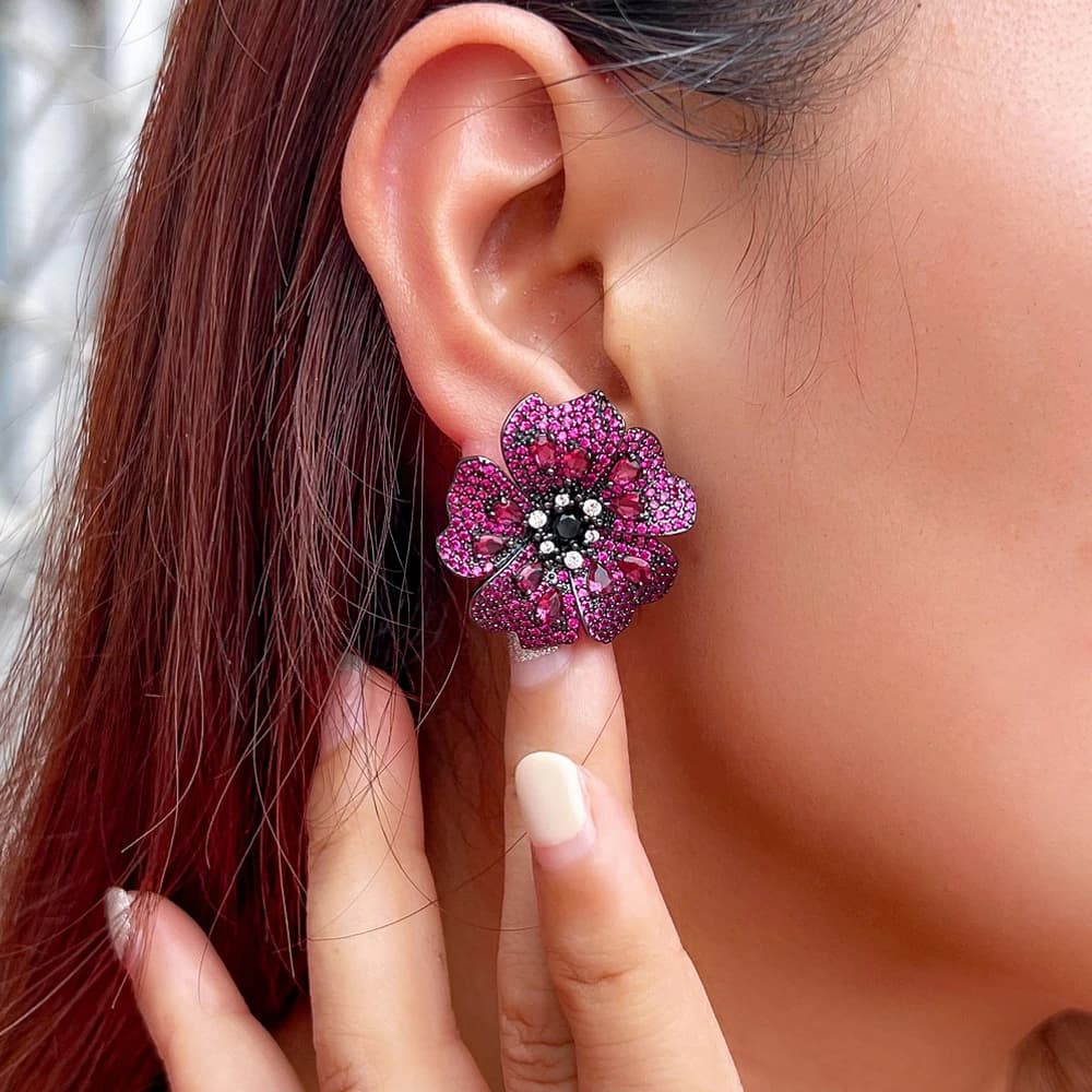 Pera Personalizzato Retro Rosa Rosso Cubic Zirconia Grande Fiore Orecchino Della Vite Prigioniera per Le Donne Estate di Lusso Festa di Nozze Regalo Dei Monili E0025
