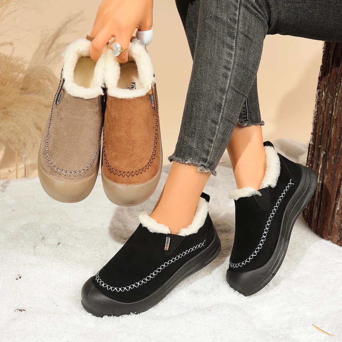 Nuove donne slip on scarpe di cotone 2025 inverno peluche addensare scarpe casual calde all'aperto moda vintage antiscivolo comfort stivali da neve