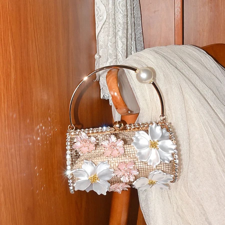 2025 Metallic Diamond Evening Bags For Women Luxury Rhinestones Pearl Square Bucket Handbags Party Wedding Bridal Clutch