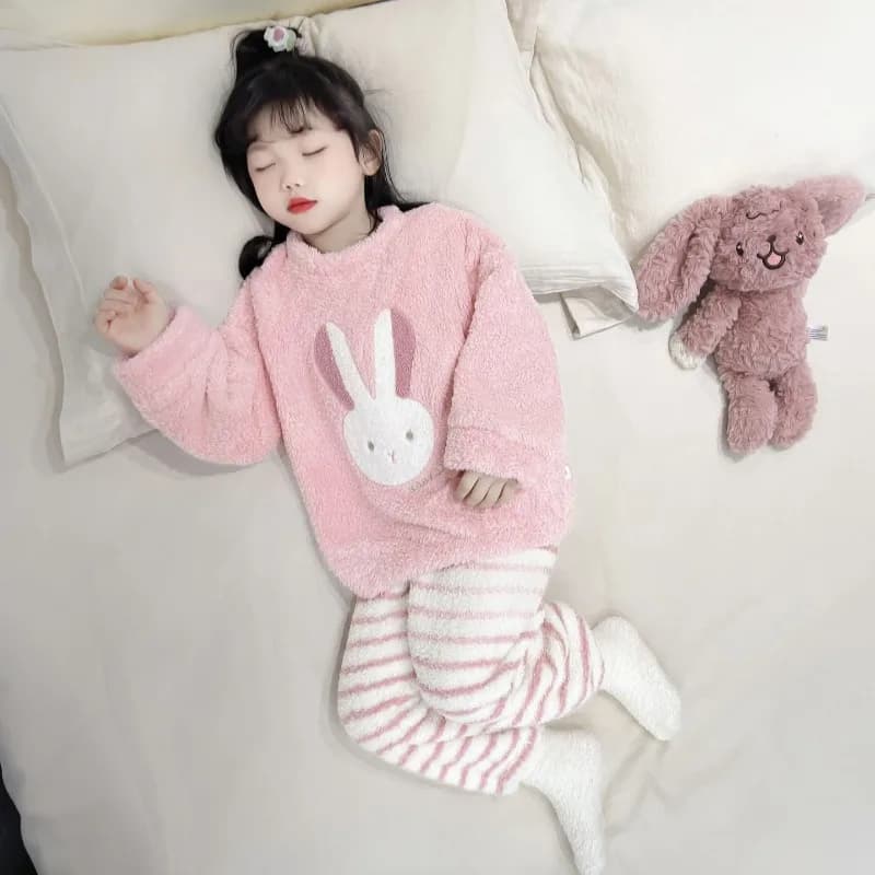 Set of children's thermal nightwear for girls Cotton pyjamas strong sizes Set of two pieces with embroidery towel Autumn Winter Comfortable homewear