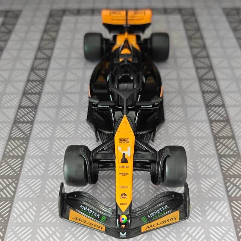 Modellino in Scala 1:32 McLaren F1 Racing MCL38 # Collezione di 4 Modellini di Auto in Lega, Ornamenti e Regali, Supercar Statiche da Collezione