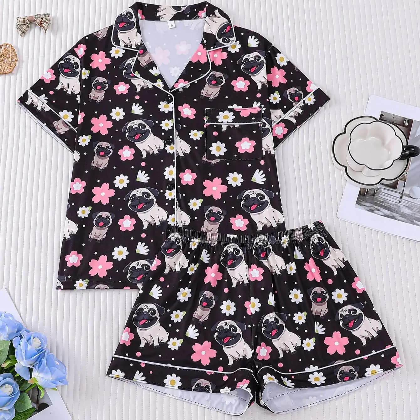 Women's pyjamas with floral print Black Bottom Bago Dog, short sleeve cardigan, shorts, casual clothing for home