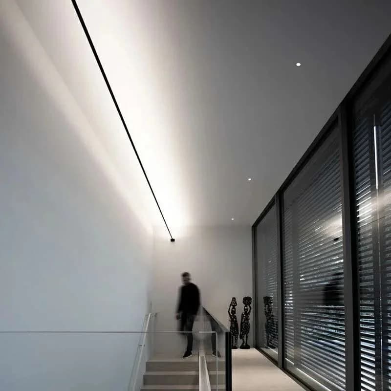 Moderna lampada da parete lineare in bianco e nero Skyline LED Strip senza decorazione della luce principale soggiorno sfondo lampade da bagno