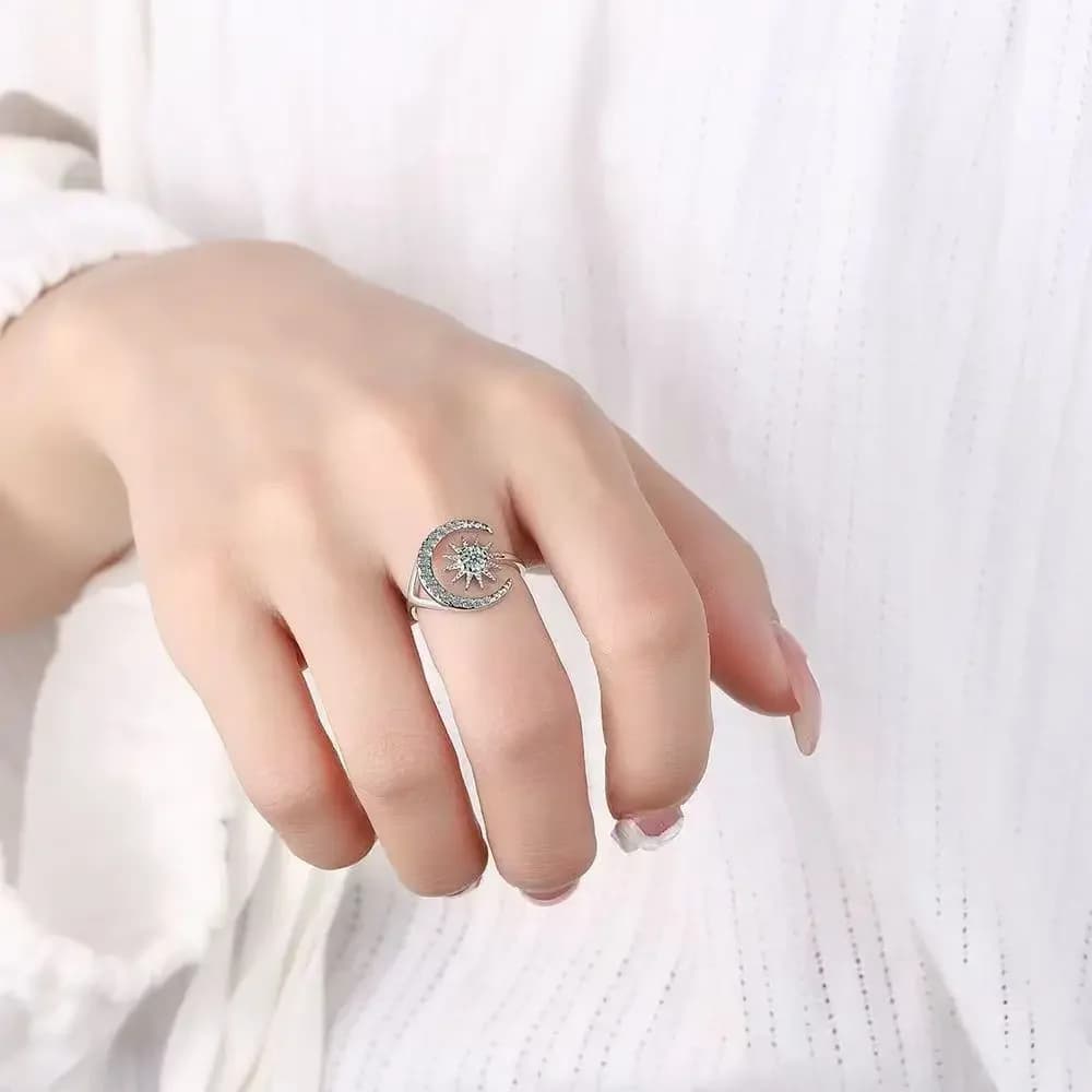Turkish Star and Moon Luxury Light Ring, Minimalist Cold Style, Unique Simple Personalized Ins Trendy Open Ring for Women