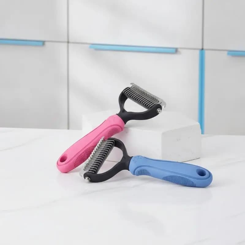 Stainless Steel Teeth Pet Deshedding Brush Painless Remove Floating Fur Comb for Dogs Cats Professional Grooming