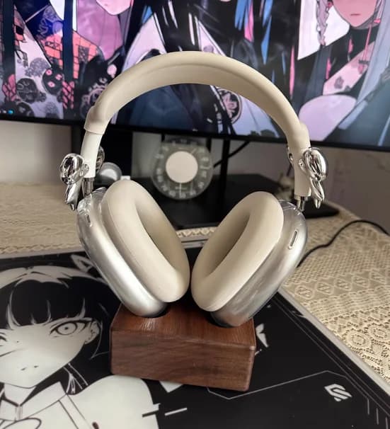 Adatto per AirPodsMax Scomparto per hibernazione di ricarica wireless con aspirazione magnetica Supporto per cuffie Base per cuffie Regali personalizzati