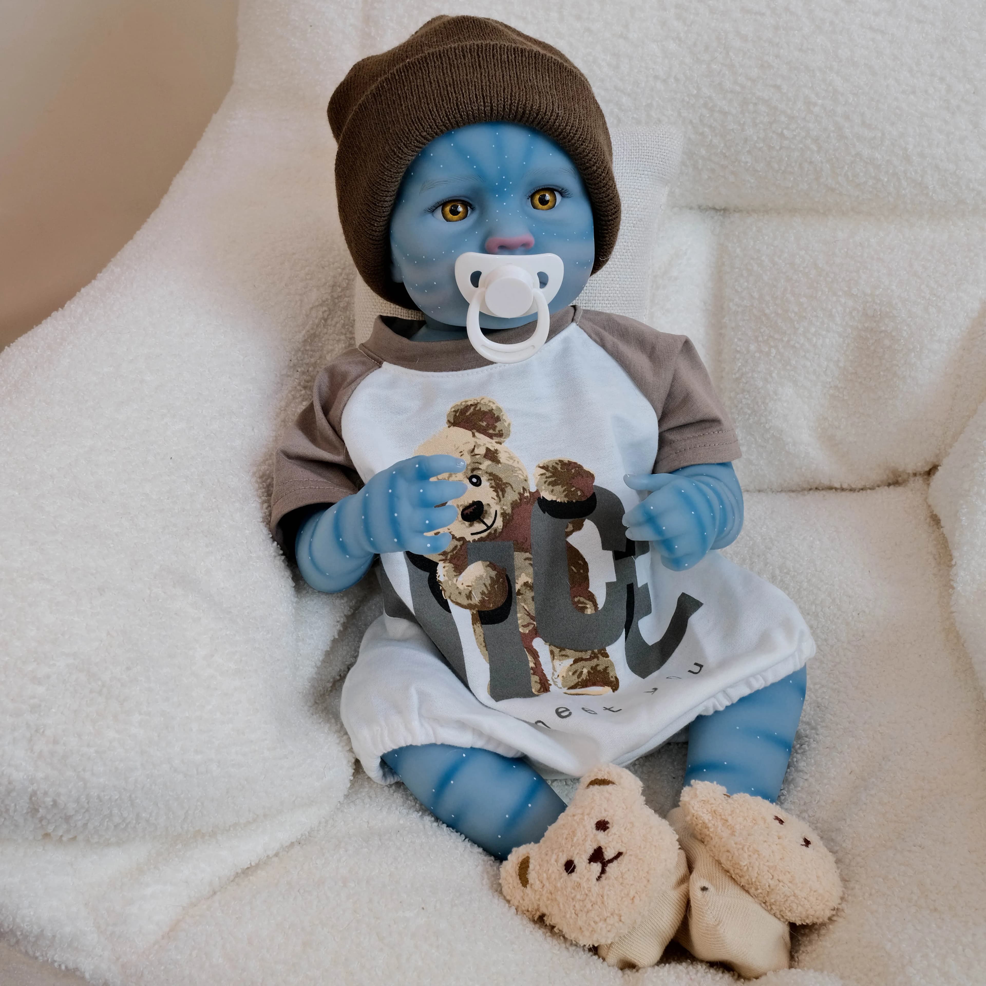 NPK Bambola LouLou Awake da 19 pollici - Piccola bambola realistica per tutto il corpo con pittura dettagliata di alta qualità fatta a mano per neonati e bambini