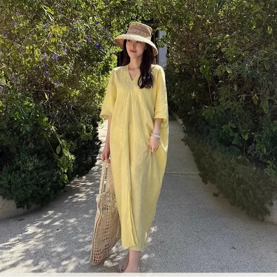 Elegant Cotton Linen Midi Dress V-Neck Lightweight Luxury Spring Summer New Style Loose Waist Commute Artistic Style Dress