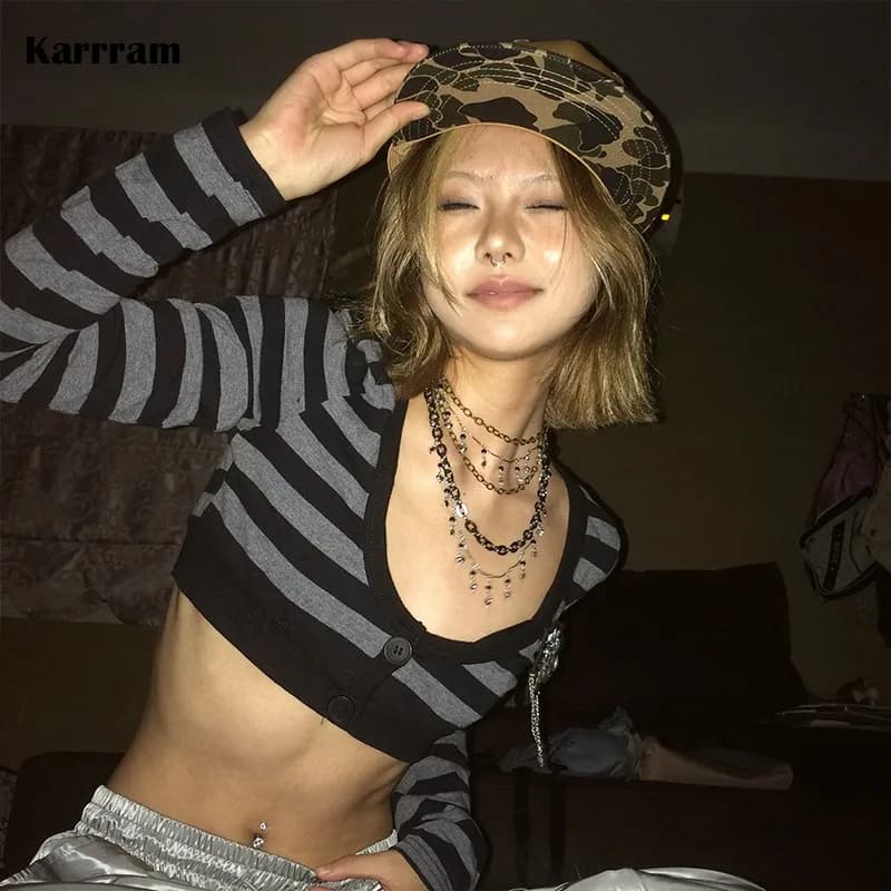 Karrram Trashy Y2k Crop Top t-shirt a maniche lunghe a righe stile giapponese 2000s Vintage Harajuku High Street Top American Retro