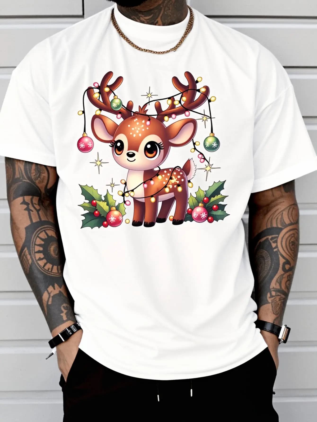 Men's Christmas Deer & Holly Print T-Shirt - Short Sleeve Casual Tee With Cute Reindeer Antlers, Twinkle Lights & Wrinkle-Free Fabric For Holiday Parties, Year-Round Wear (Adults/) - Lightweight Gift Apparel