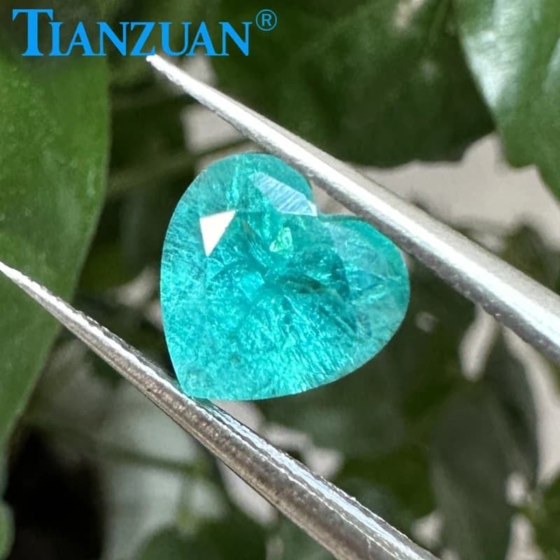 Paraiba al neon coltivato da laboratorio a forma di cuore Yttrium blu granato di alluminio sintetico YAG Paraiba allentato blu YAG con certificato AGL