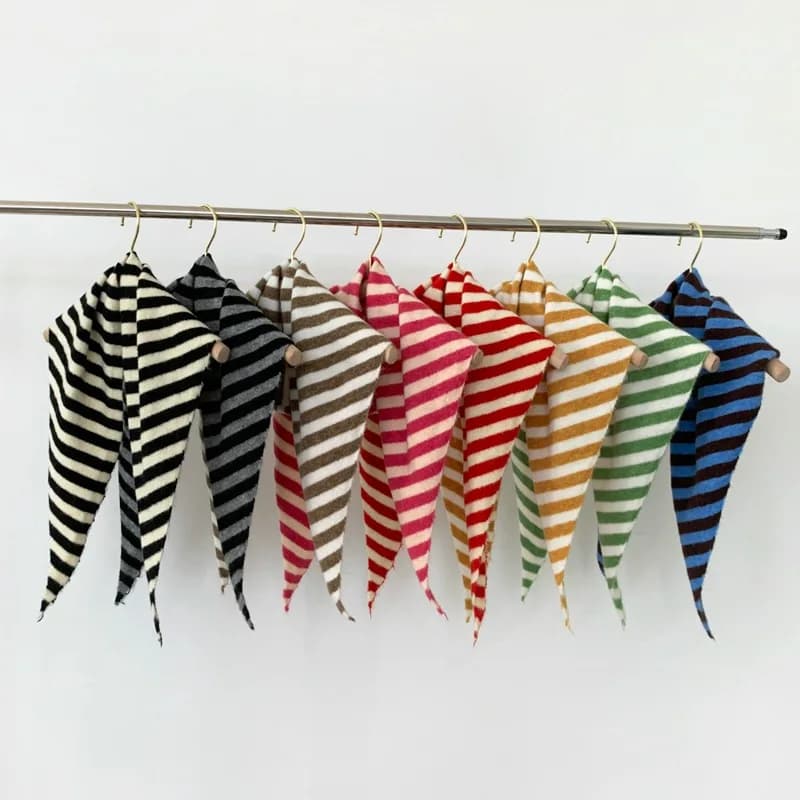 New wool scarf for Women, Soft and Warm, Maglia, Righe, Triangolare, alla Moda, per Primavera, Autumn and Winter