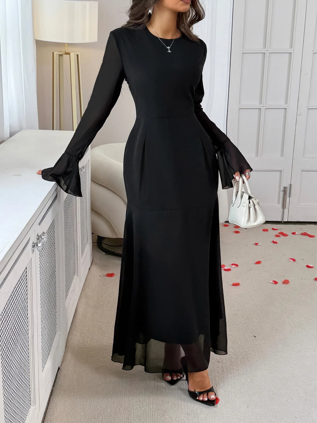 Abito da donna nero a maniche lunghe, maxi abito con polsini a campana, allacciatura posteriore, balze a strati, per serate formali, feste, matrimoni, invitata o abito da sposa