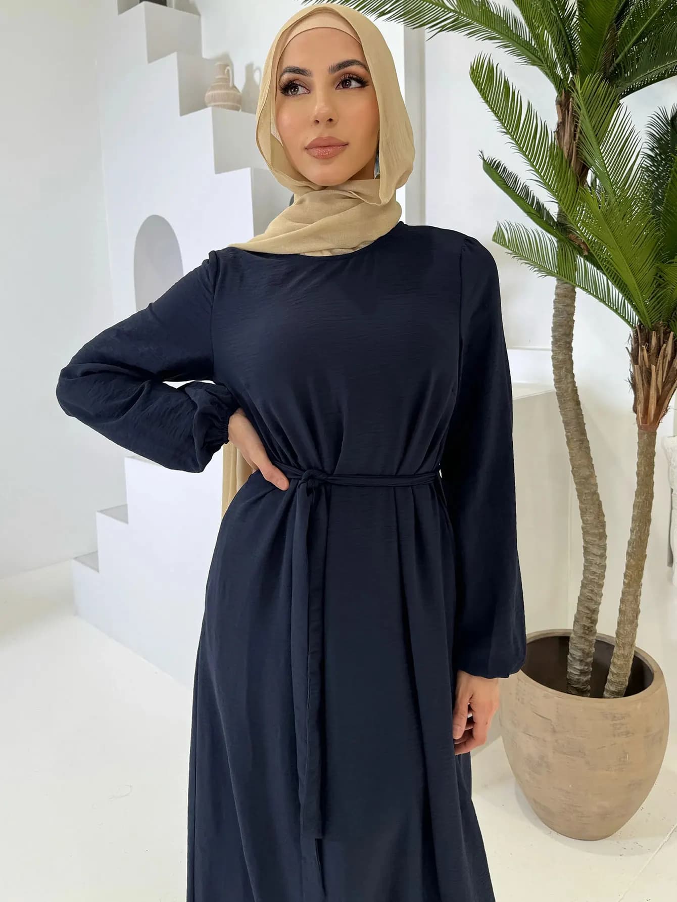 Elegant Abaya Blue Navy Dress for Women Caftano Dubai modest with waist belt exquisite Islamic dress Marocain Muslim Fashion