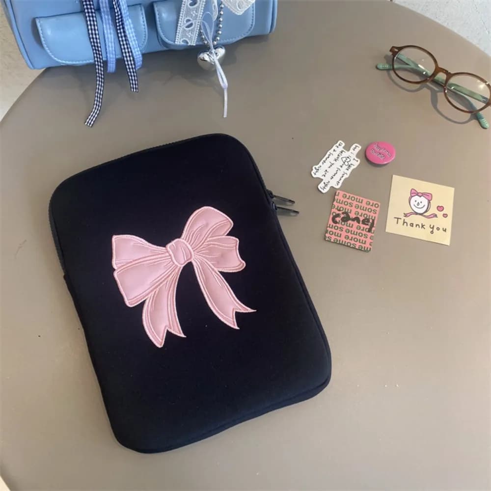 Custodia per PC Rosa con Fiocco, Borsa Protettiva Ricamata per Tablet e Laptop da 11/13/15 Pollici, Nera, per Lavoro