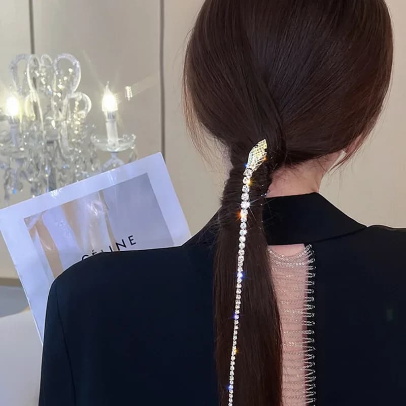 Face for hair with snake full of strass for hair Woman Long nose Crystal charm Hair accessories Wedding accessories Hair jewelry
