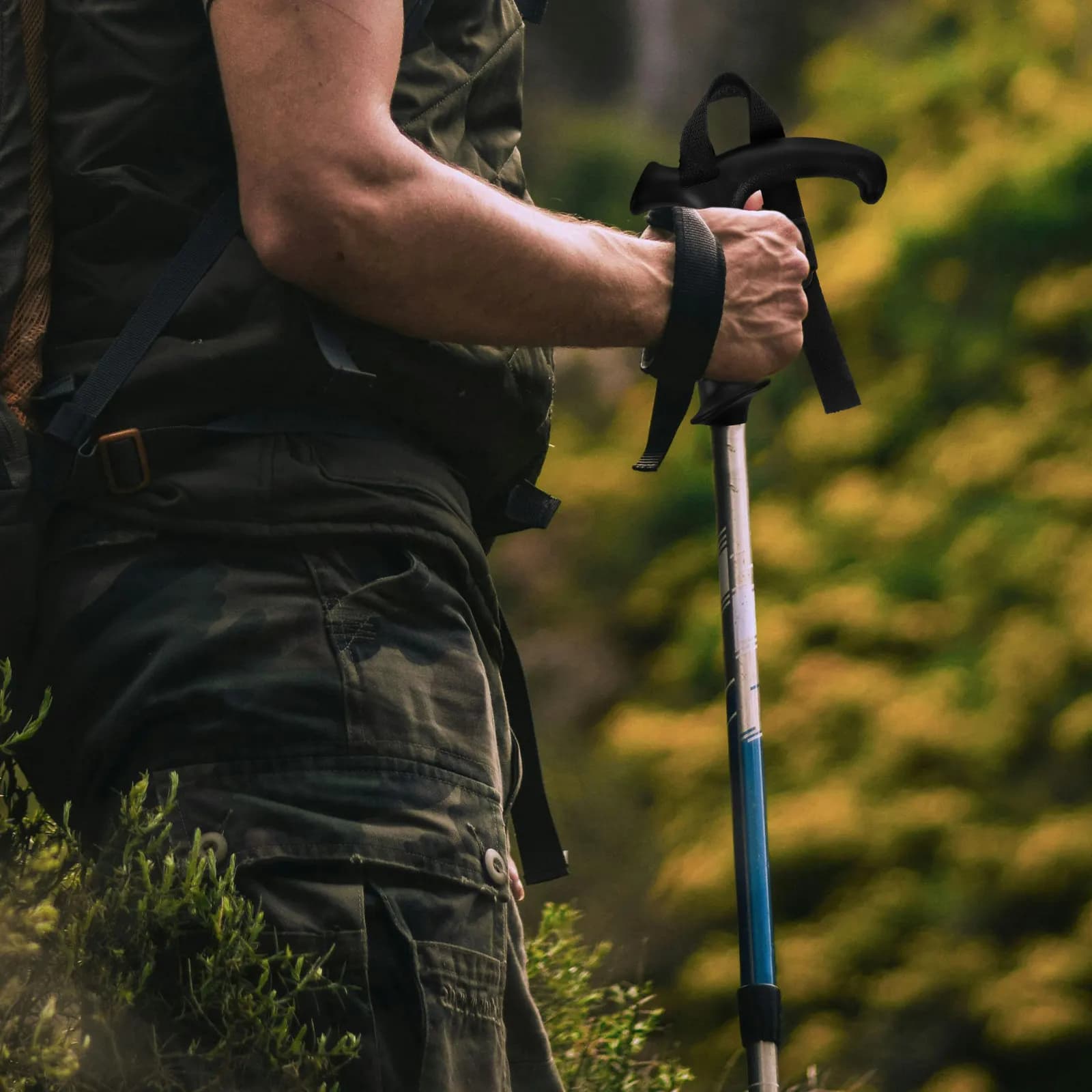 2Pcs Trekking Pole Handle Replacement Grip Ergonomic Hiking Walking Stick Outdoor Nonskid Pole Climbing Stick Handle
