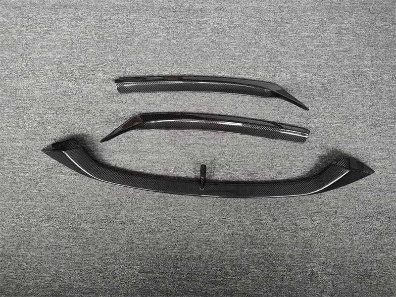 High Quality Carbon Fiber RZ Style Front Bumper Lip and Front Bumper Edge for Ferrari F12 Body Kit Side Skirts to Diffuse Behind